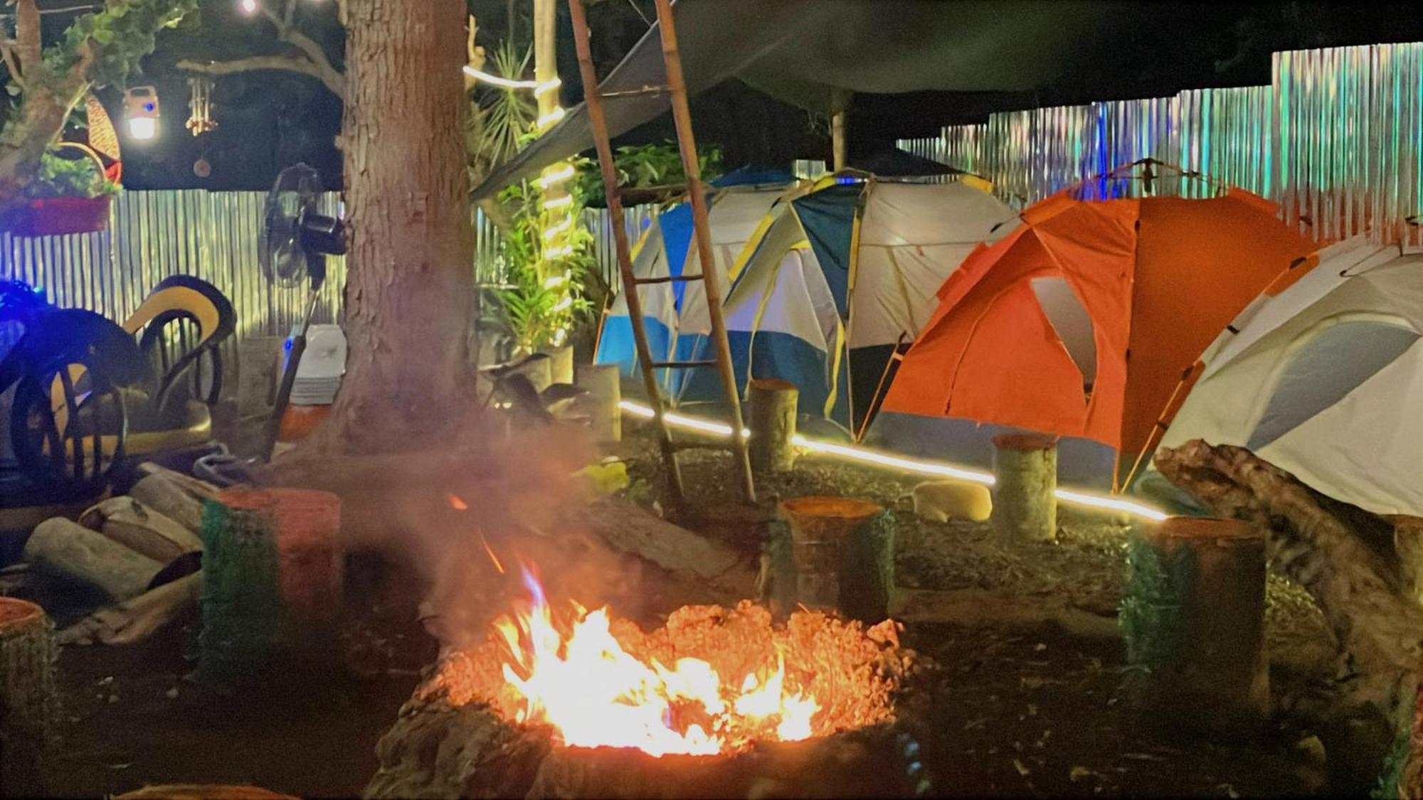 Campsarap Hostel & Resort Valencia  外观 照片